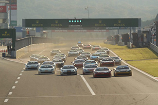 富士スピードウェイで行われたフェラーリのワンメイクレース