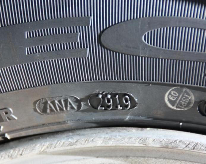 タイヤの製造年月の表記