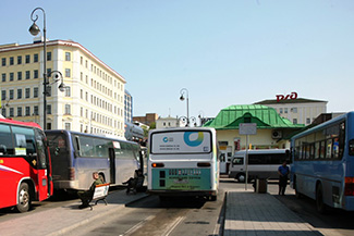 ウラジオストク駅のバスターミナル